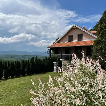 Milosavljevic 公寓 Kursumlija